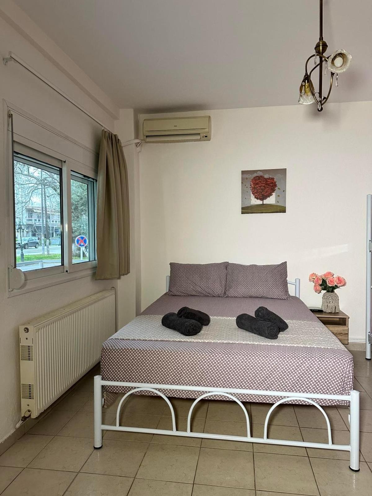 Elena Rooms-Apartments -B Asproválta Eksteriør billede